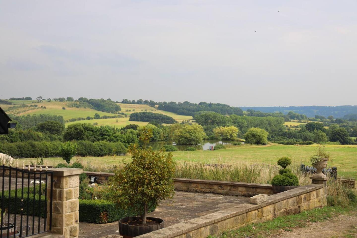 Villa Bridge House Farm à Weeton  Extérieur photo